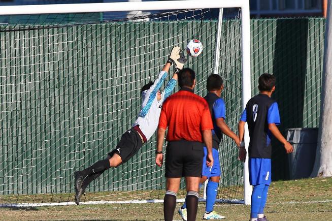 Ivan Martin Del Campo made seven saves in the Falcons tie
