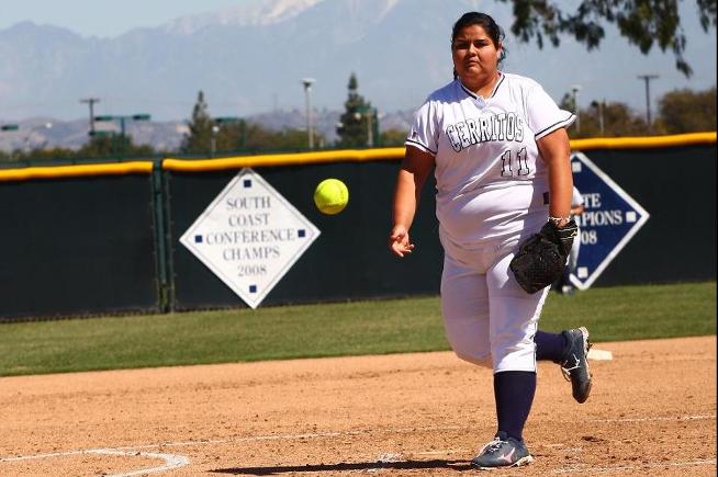 Kat Flores pitched two complete game wins for the Falcons