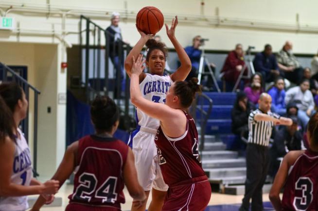 File Photo: Nia Lateju (31) posted seven points and 10 rebounds, but the Falcons were defeated by LB City.
