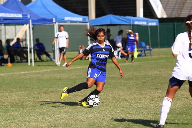Claudia Lopez (10) scored the first goal for Cerritos in their 6-1 win over East Los Angeles.