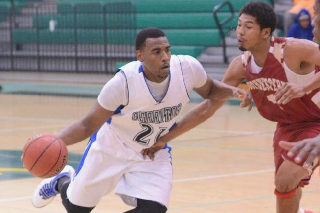 File Photo: DeAnthony Roberts scored a game-high 12 points in the team's win over LA Harbor.