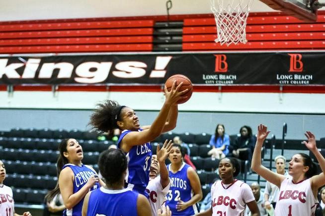 Nia Lateju scored a game-high 18 points with 12 rebounds, as the Falcons lost to LB City