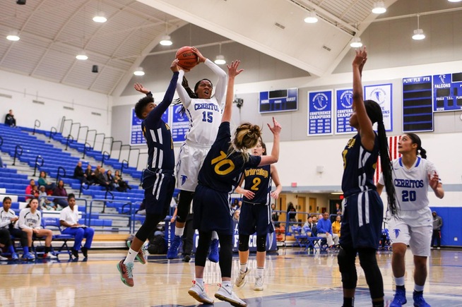 Alexis Clark posted 12 points and 15 rebounds for the Falcons