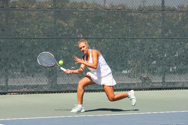 Anastasia Khomyachenko won both of her singles matches on Thursday