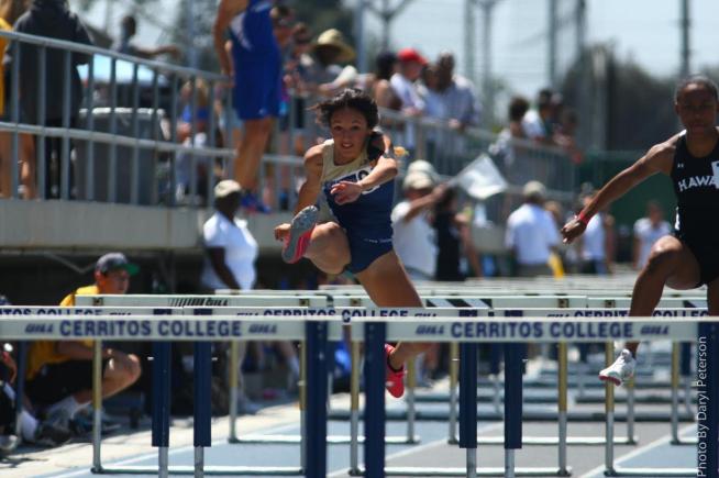 Nicole Jaime posted a time of 16.92 in the 100-meter HH at the Beach Invitational