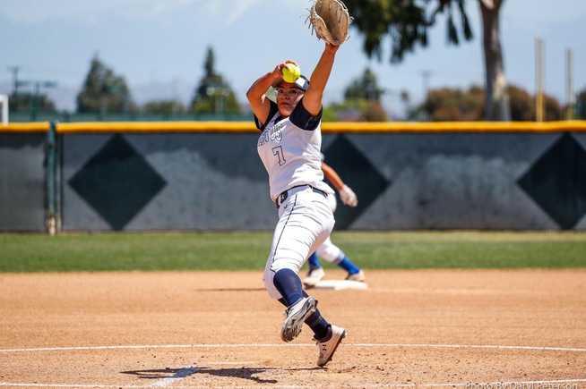 Samantha Islas tossed a complete game shutout against Santiago Canyon College